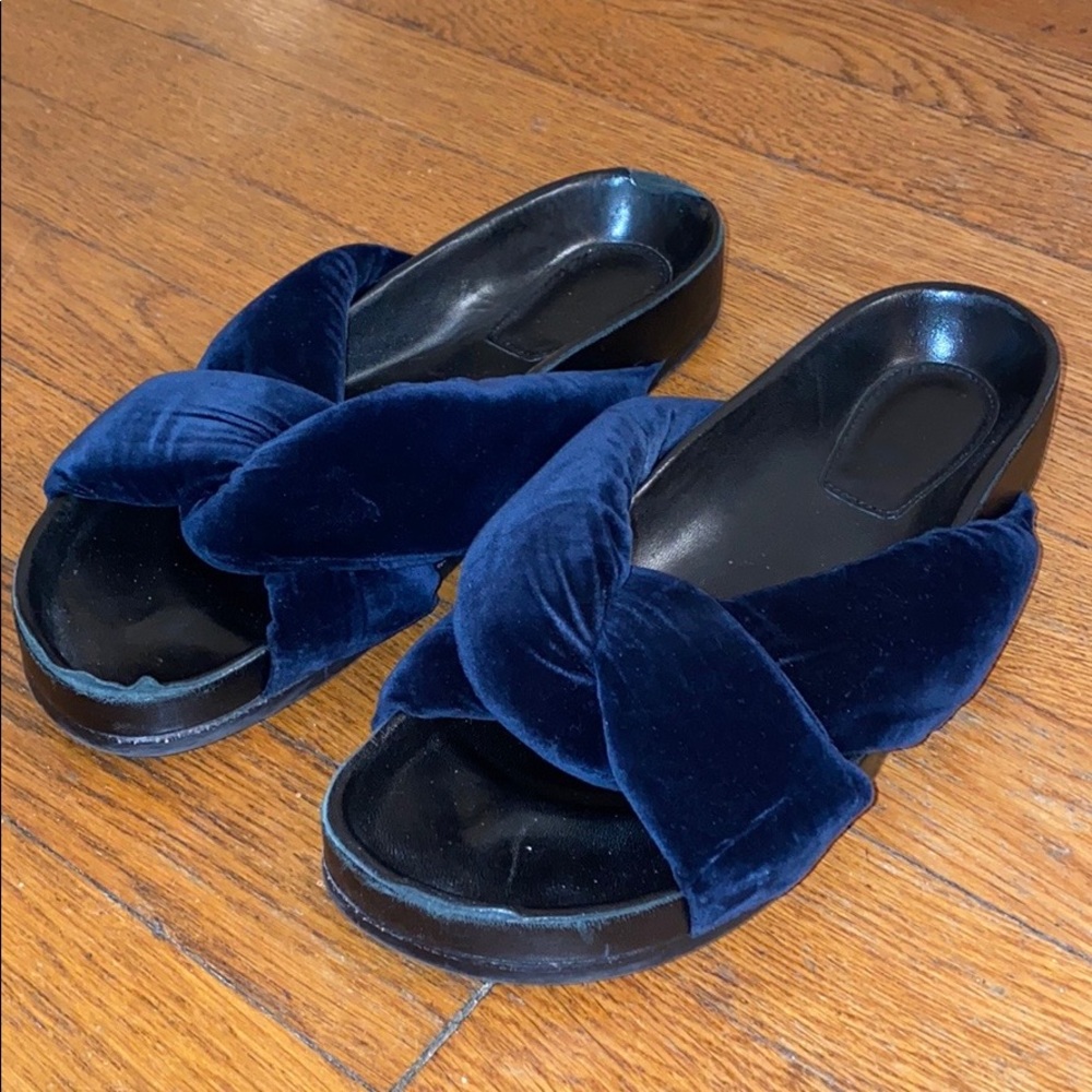 Chloe Velvet Slides 37